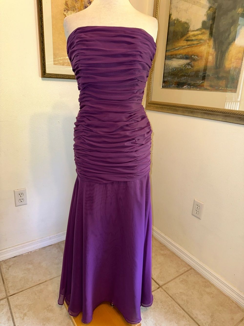 DESSY COLLECTION Strapless Ruched Evening Gown in Deep Purple Size Small